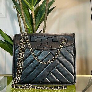 AUTHENTIC BLACK LEATHER TORY BURCH QUILTED FLEMING SHOULDER BAG